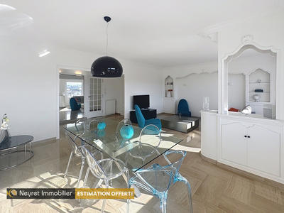 Appartement - 112 m² - 5 pièces