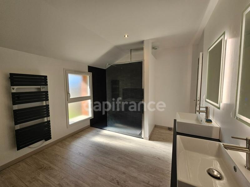 Maison de campagne - 205 m² - 5 pièces