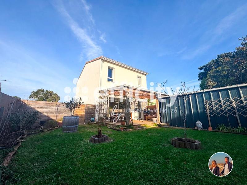 Maison - 98 m² - 5 pièces