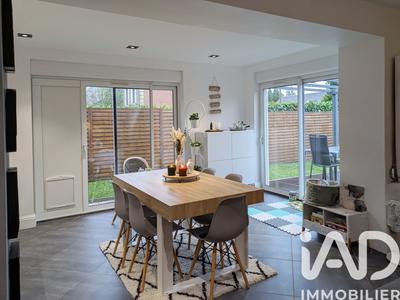 Maison - 85 m² - 4 pièces