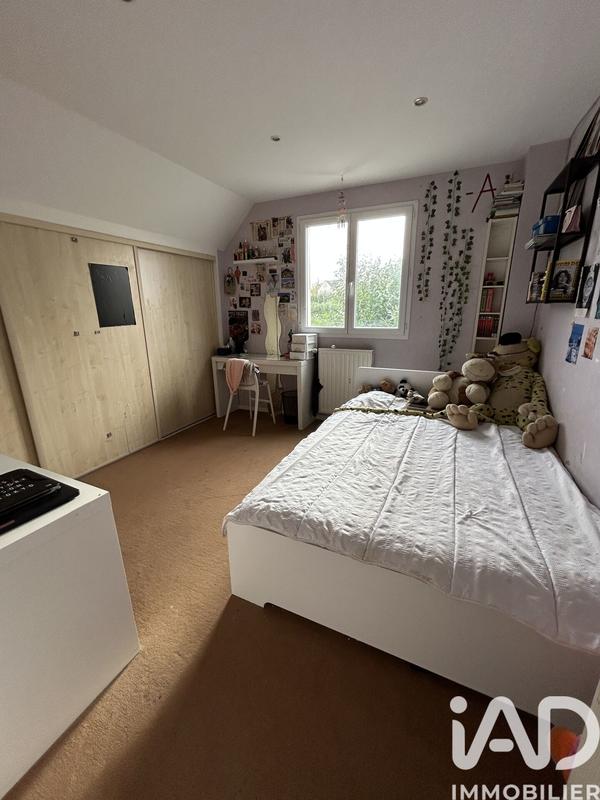 Maison - 235 m² - 8 pièces