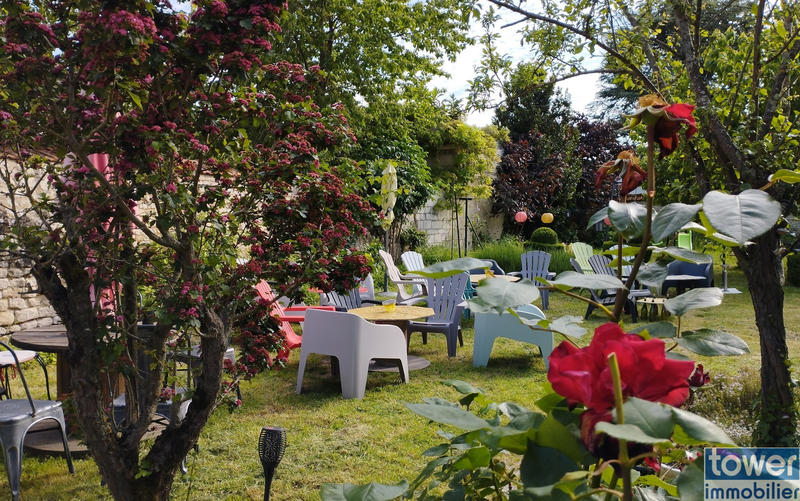 Maison - 309 m² - 12 pièces