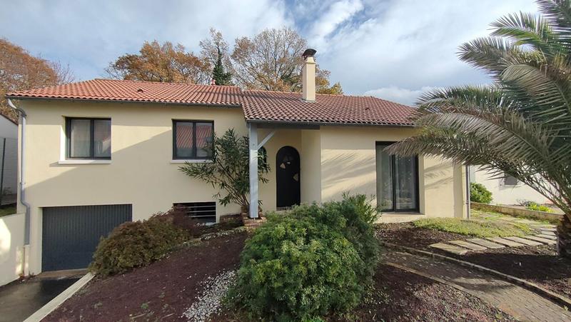 Maison - 97 m² - 5 pièces