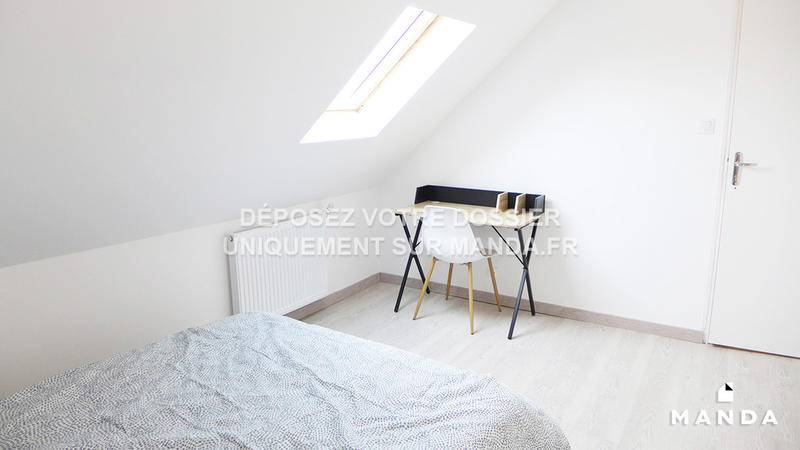 Chambre - 9 m² - 6 pièces