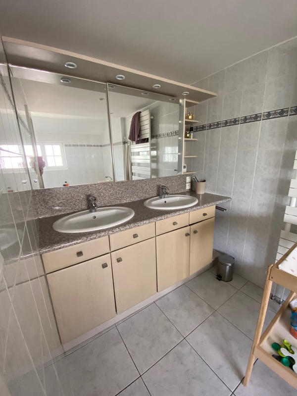 Maison - 195 m² - 6 pièces