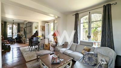 Demeure - 172 m² - 7 pièces