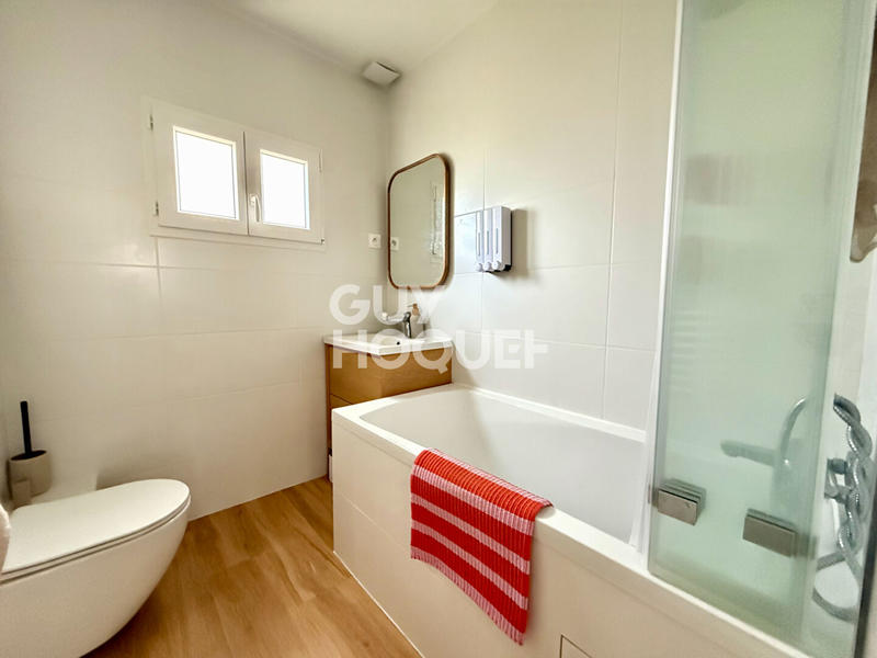 Maison - 95 m² - 4 pièces