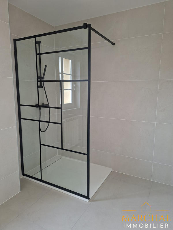 Bastide - 274 m² - 8 pièces