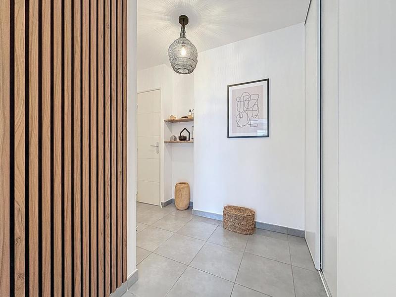 Appartement - 65 m² - 3 pièces