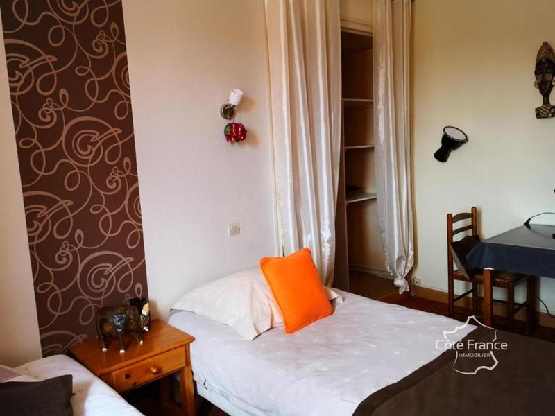 Propriété - 380 m² - 15 pièces