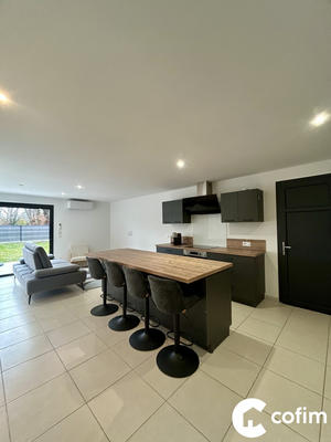 Maison - 110 m² - 4 pièces