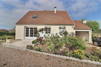 Maison - 104 m² - 5 pièces