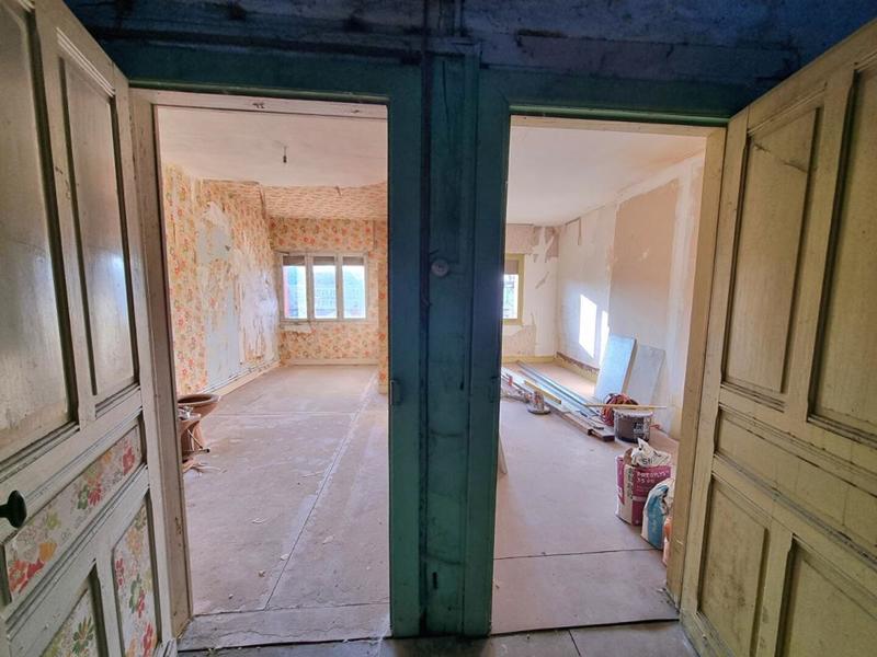 Maison - 273 m² - 8 pièces