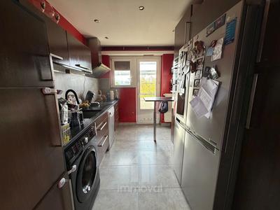 Appartement - 94 m² - 3 pièces