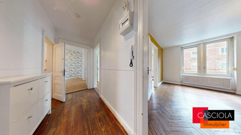 Appartement - 80 m² - 4 pièces