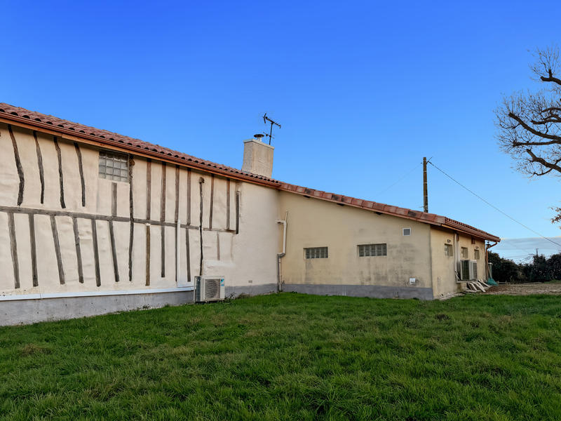 Maison de campagne - 218 m² - 6 pièces