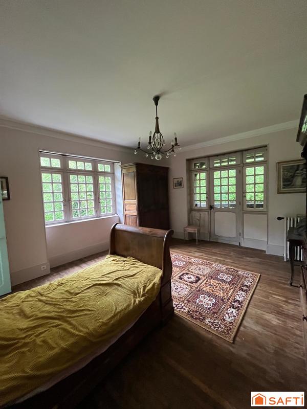 Propriété - 400 m² - 15 pièces