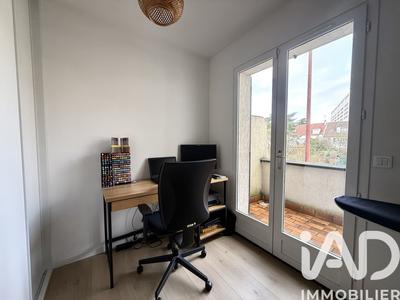 Maison - 101 m² - 5 pièces