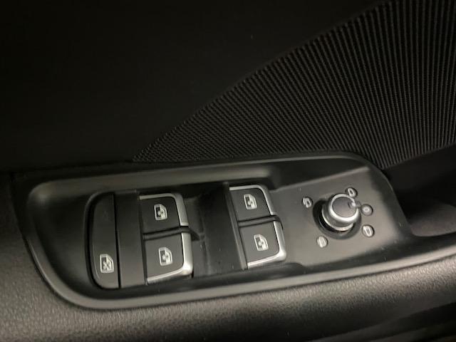 Audi A3 sportback 40 e-tron 204 s tronic 6 Design Luxe