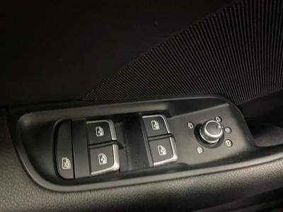 Audi A3 sportback 40 e-tron 204 s tronic 6 Design Luxe