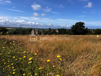 Terrain constructible - 922 m²