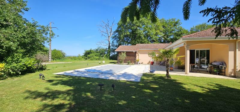 Maison - 110 m² - 4 pièces