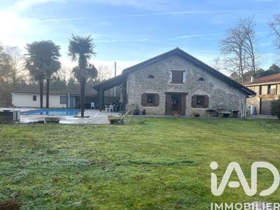 Maison - 184 m² - 4 pièces