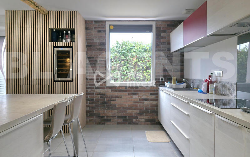 Maison - 157 m² - 5 pièces