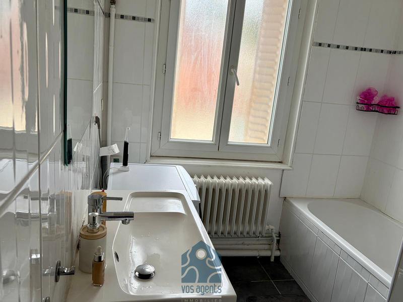 Immeuble - 204 m² - 8 pièces