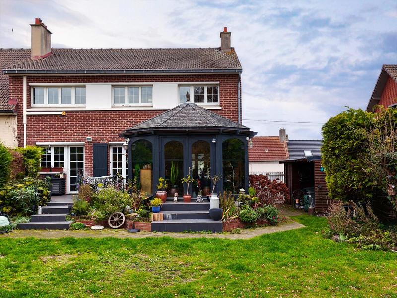 Maison - 145 m² - 5 pièces