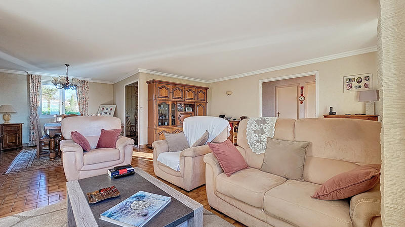 Maison - 135 m² - 6 pièces