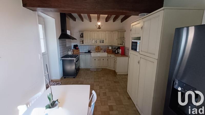 Maison - 222 m² - 9 pièces