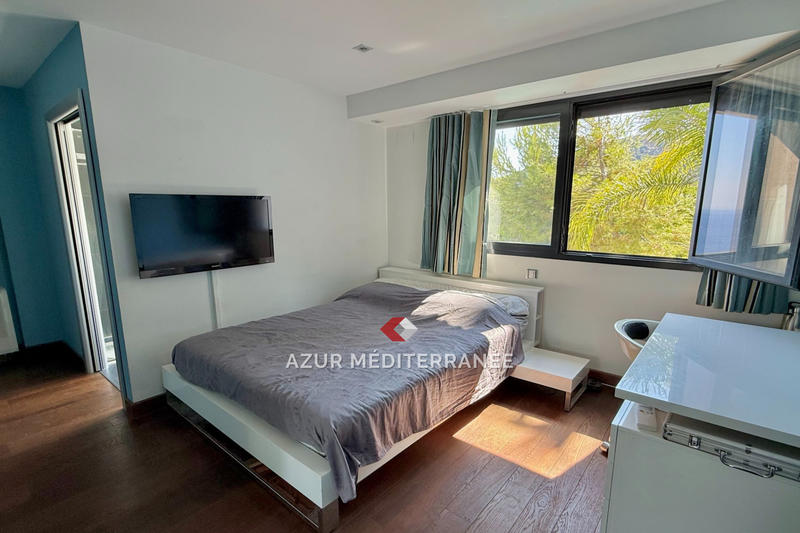 Maison - 190 m² - 5 pièces