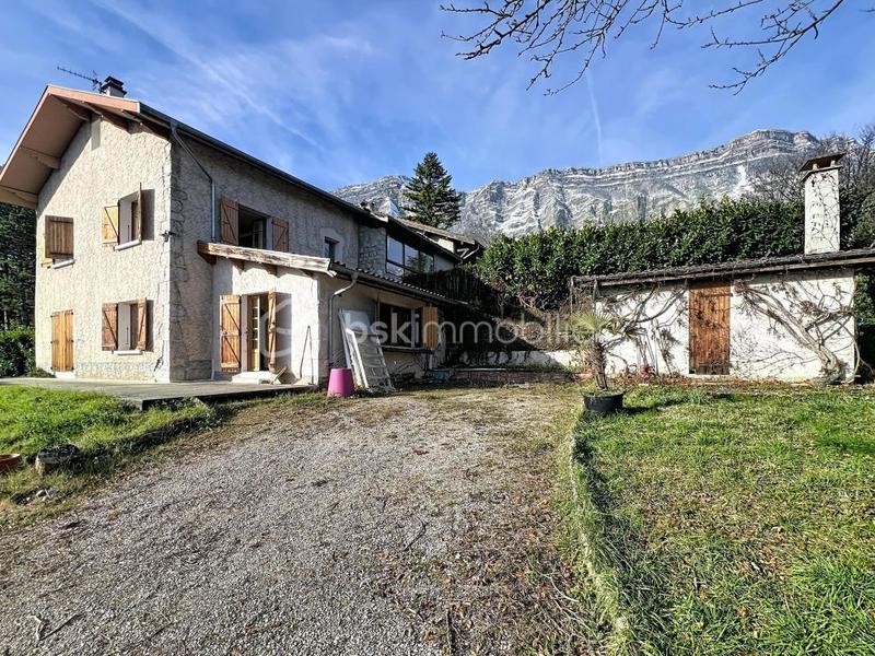 Maison de village - 126 m² - 4 pièces