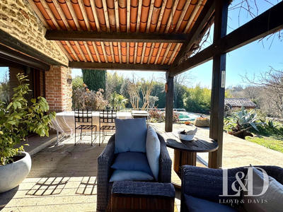 Mas - 250 m² - 9 pièces