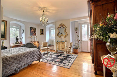 Maison - 143 m² - 6 pièces