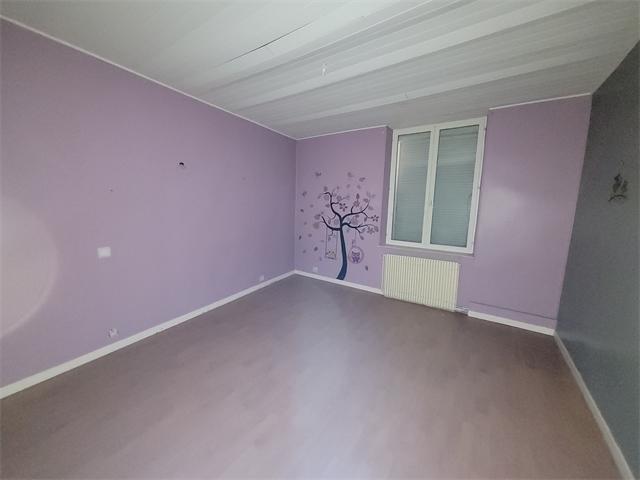 Maison - 210 m² - 5 pièces
