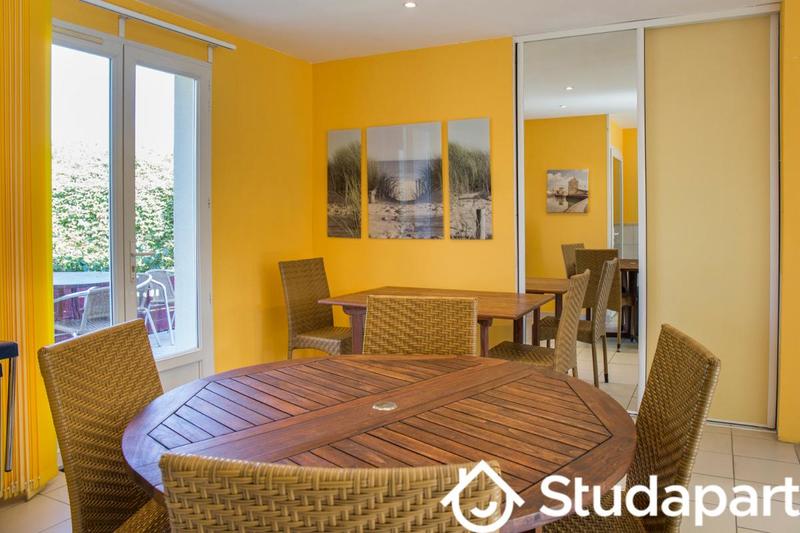 Chambre - 14 m² - 1 pièce