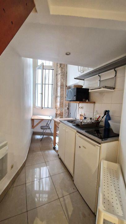 Studio - 20 m² - 1 pièce