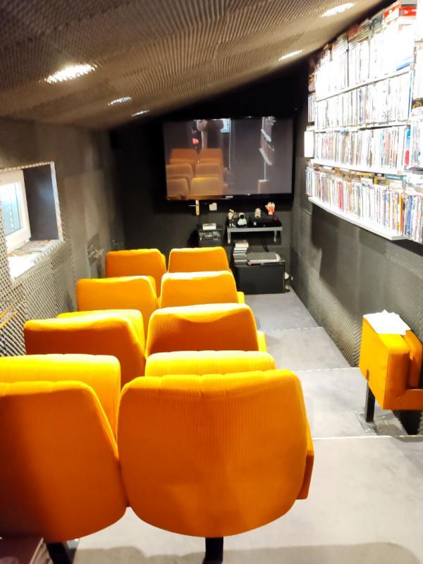 Maison - 275 m² - 10 pièces