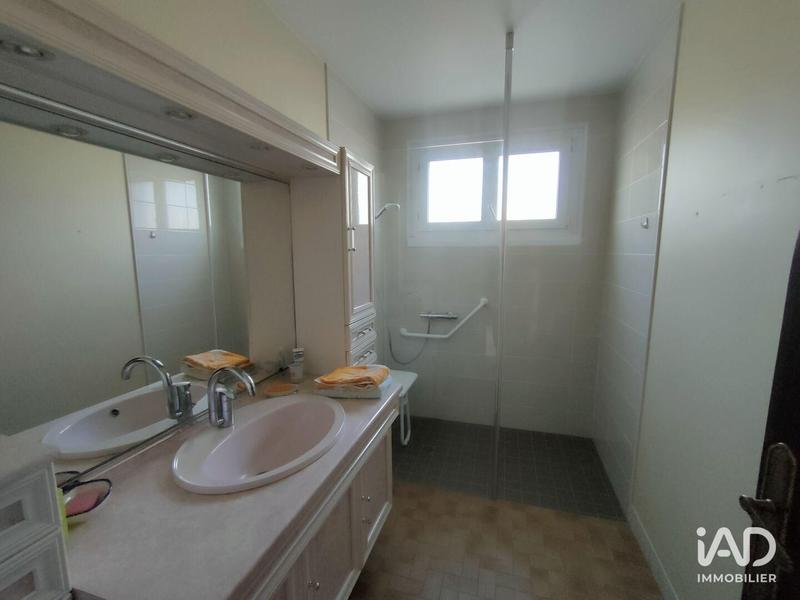 Maison - 122 m² - 4 pièces