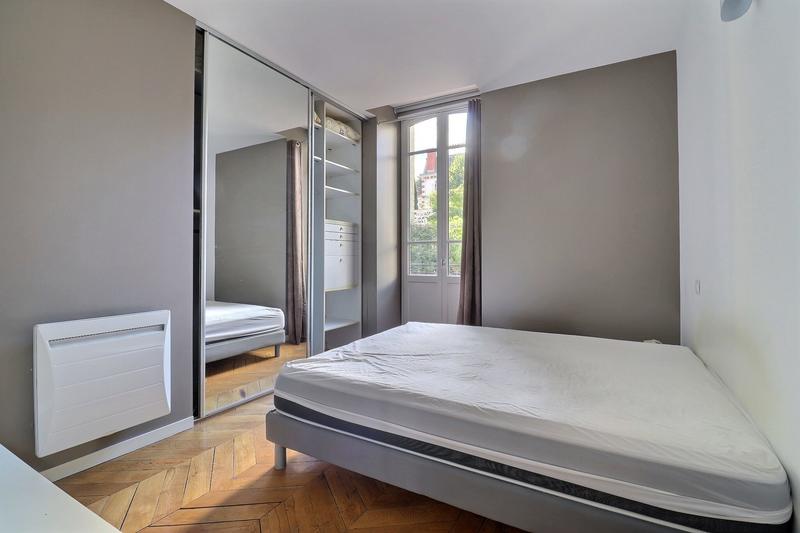 Appartement - 104 m² - 5 pièces