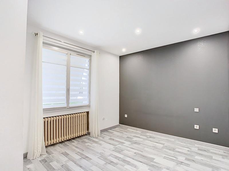 Pavillon - 155 m² - 7 pièces