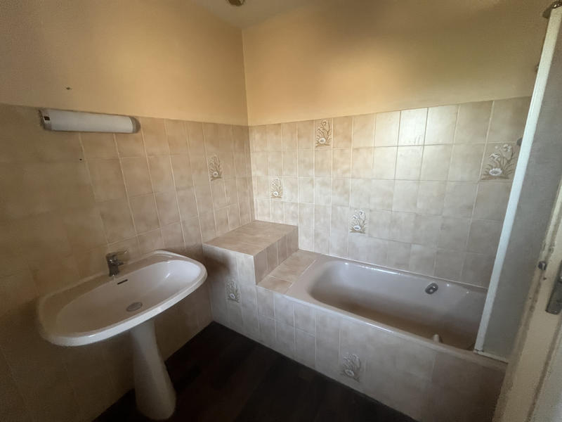 Maison - 96 m² - 4 pièces