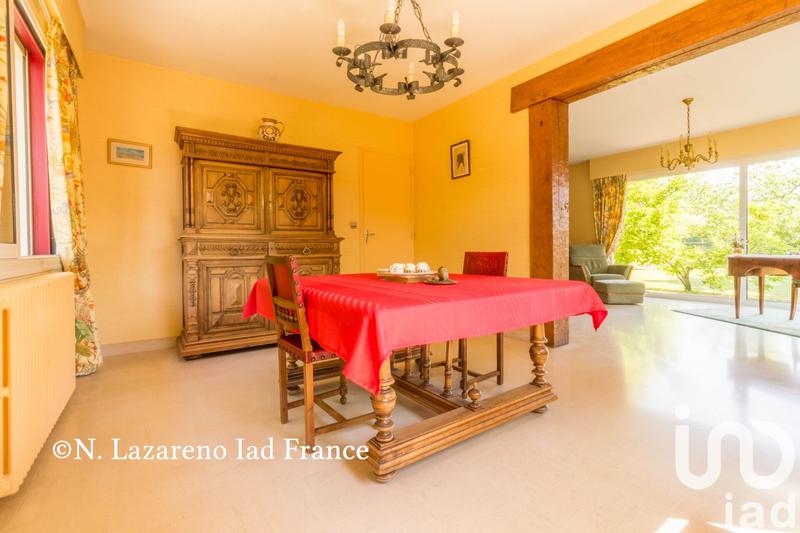 Maison - 233 m² - 9 pièces