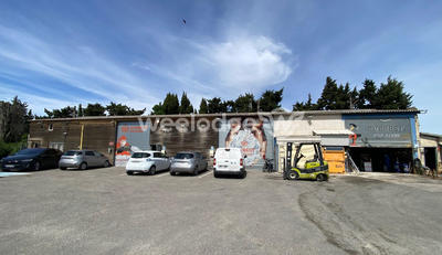 Local d'activités - 700 m²