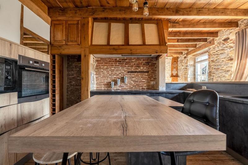 Maison en pierre - 160 m² - 6 pièces