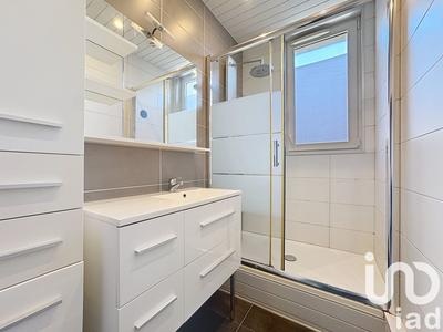 Maison - 88 m² - 4 pièces