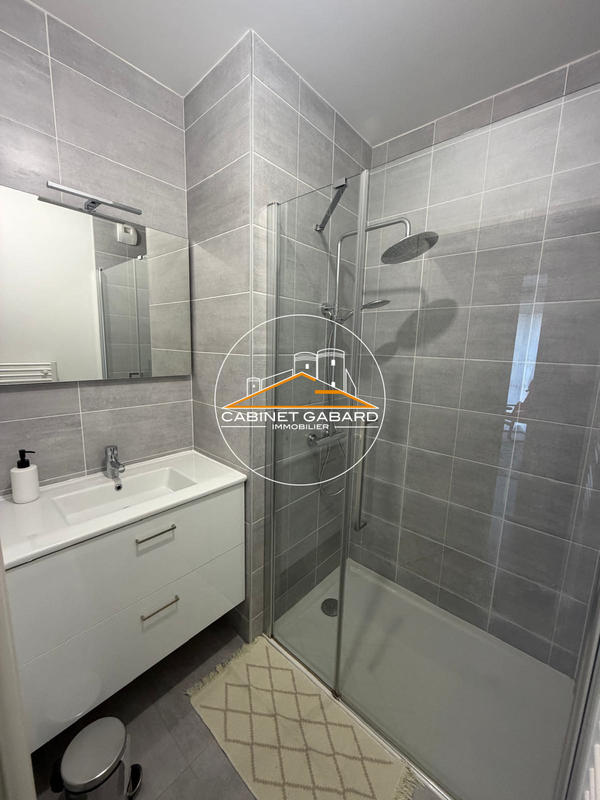 Appartement - 85 m² - 3 pièces