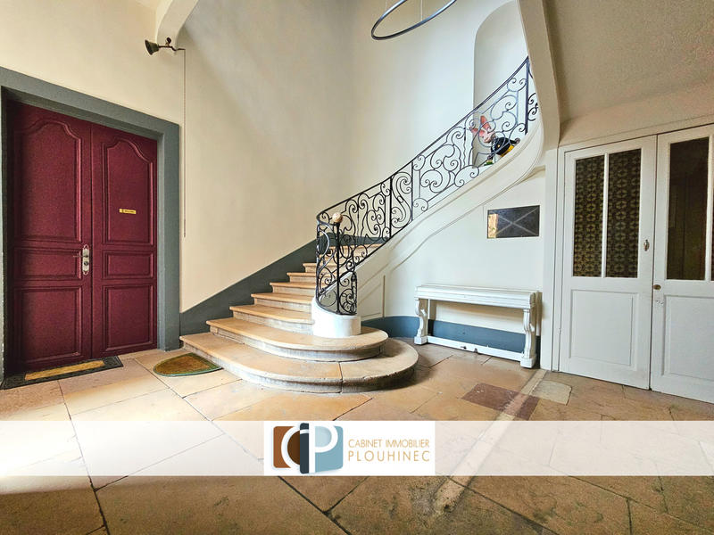 Appartement - 190 m² - 7 pièces